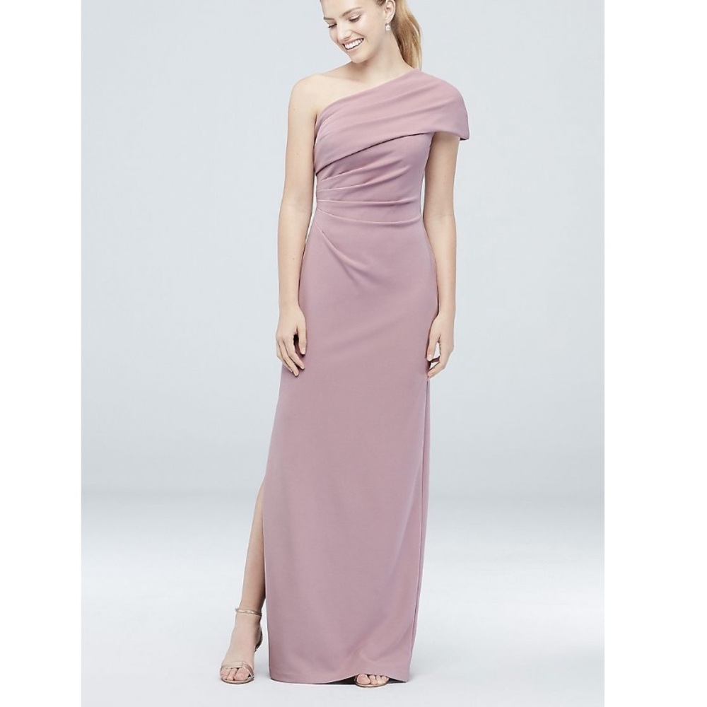 DB Studio Stretch Crepe Bridesmaid Dress